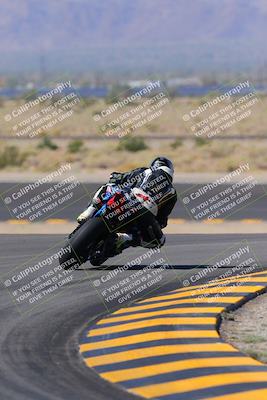 media/Oct-08-2022-SoCal Trackdays (Sat) [[1fc3beec89]]/Turn 11 Backside (1145am)/